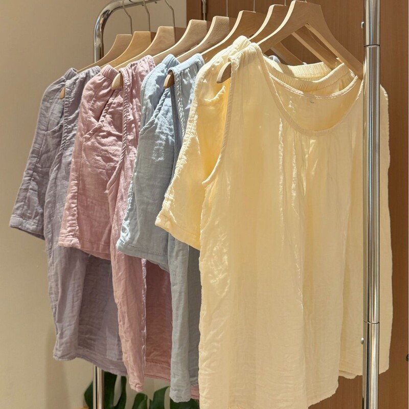 Solid Color Summer Sweet and Cute Double-Layer Gauze Pajamas Pure Cotton Sleeveless Vest Shorts Set Can Be Worn Outside as Loungewear Solid Color Summer Sweet and Cute Double-Layer Gauze Pajamas Pure Cotton Sleeveless Vest Shorts Set Can Be Worn Outside as Loungewear