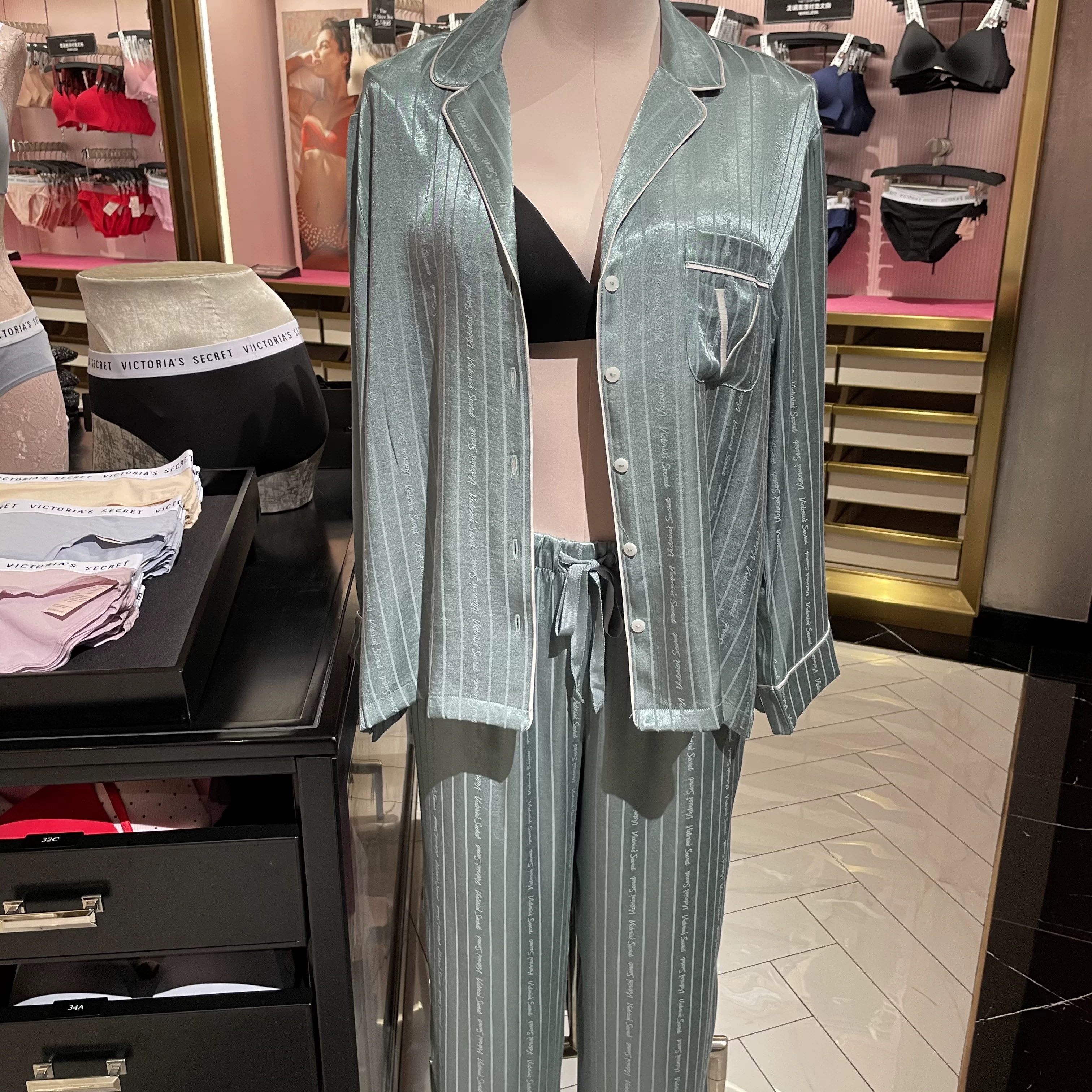 Качественная покупка VS Victoria's Secret Yang Mi сатиновые лапши, лунный свет шелк свободные осень и зима пижама с длинными рукавами
