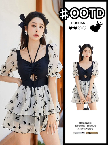 Купальник, короткий рукав, изысканный стиль, коллекция 2022