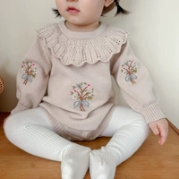 Розовое трикотажное боди, колготки