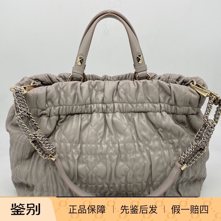 Hangzhou Milan Fang Famous Brand Consignment Store Dior Dior Gray Leather Gold Buckle Quilted Pleated Handbag Shoulder Bag