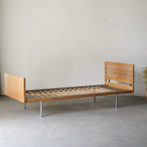 coznap Middle Ago | Danish Hans Wegner design sofa bed