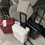 Дизайнерский японский чемодан, тренд сезона