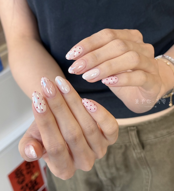 Handmade Nails, New High-End Retro Style, Pink French Red Polka Dot Manicure, Suitable for Pregnant Women Handmade Nails, New High-End Retro Style, Pink French Red Polka Dot Manicure, Suitable for Pregnant Women