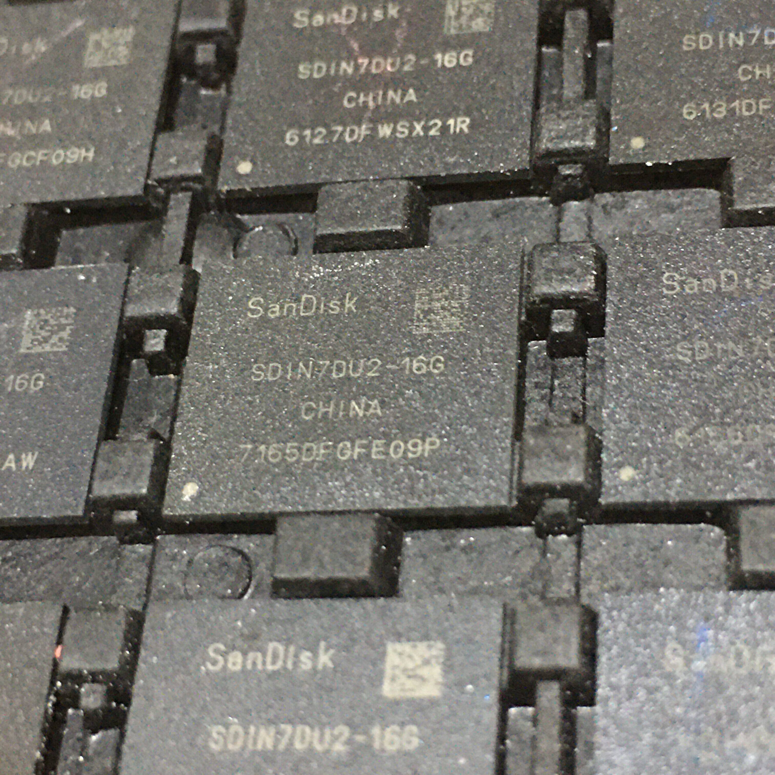 BYD navigation program software chips SDIN7DU2-16G THGBM5G7A2JBAIR Toshiba SanDisk