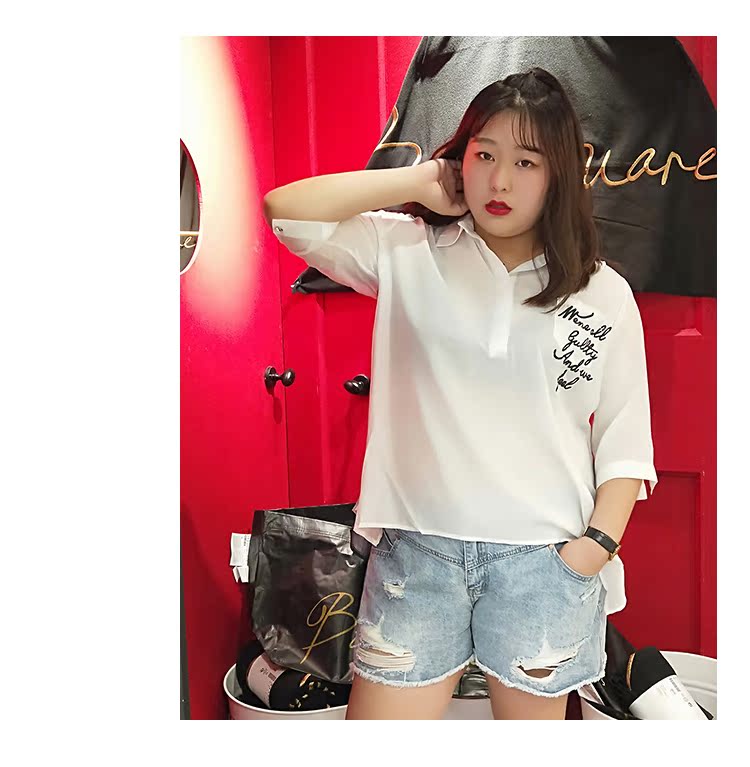 Kẹo đường kích thước lớn phụ nữ nghiện 2018 hè mới in chữ áo sơ mi giản dị áo béo mm 5097 áo sơ mi nữ đẹp