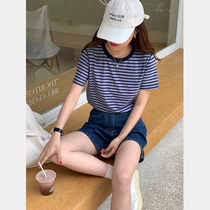 Small sub-display high fashion striped T-shirt with denim shorts suit female summer net red Two sets of summer clothing wave