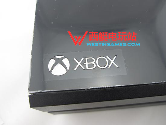 Vỏ hộp XBOX ONE chính hãng mới Vỏ hộp XBOX360 ONE có phụ kiện bên trong màu đen chính hãng - XBOX kết hợp tay cầm ps3