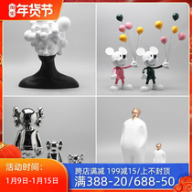 Italian style minimalist light luxury sculpture abstract ornaments Model Room childrens room home furnishings simple modern decorations