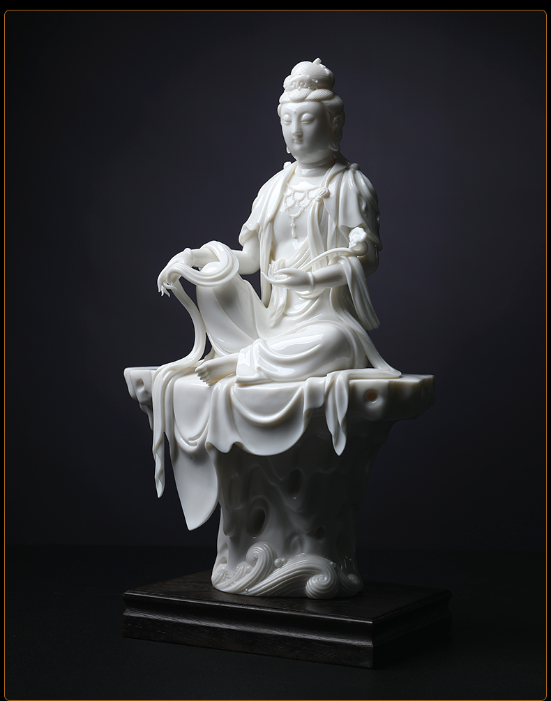 Yutang dai dehua porcelain carving master Lin Luyang collections limited 30 bodhi guanyin Buddha furnishing articles