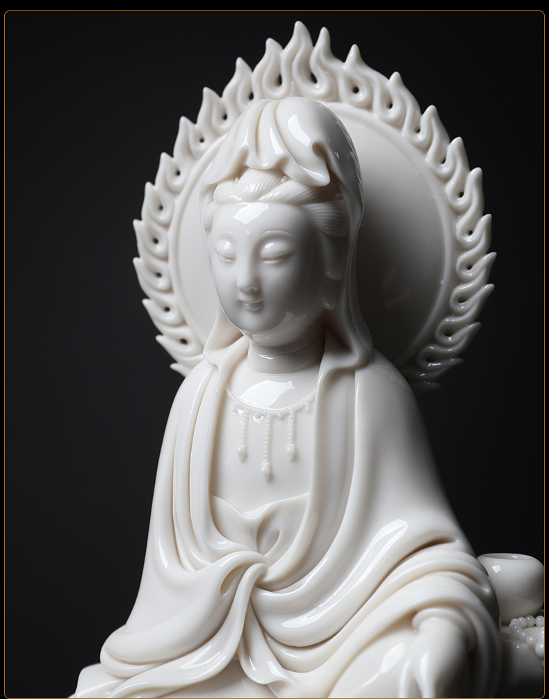 Yutang dai dehua porcelain carving works manually signed Su Youde masters/8 inches sitting guanyin rock fire screen D29-28