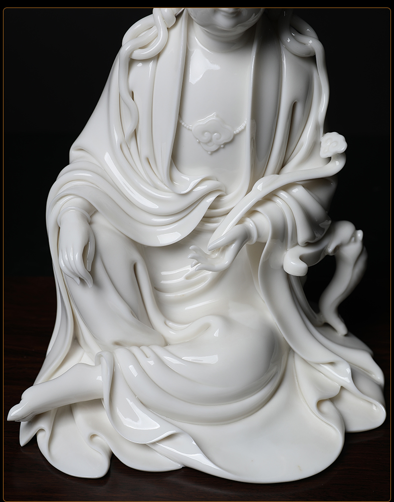 Yutang dai dehua white porcelain cheng Buddha its art collected enshrined in the home furnishing articles "in accordance with the raccoon goddess of mercy"