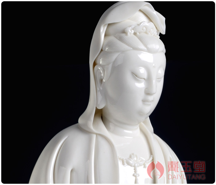 Yutang dai ceramic household buddhist temple consecrate Buddha adornment furnishing articles/18 inches across indicates the sea guanyin bodhisattva D20-10