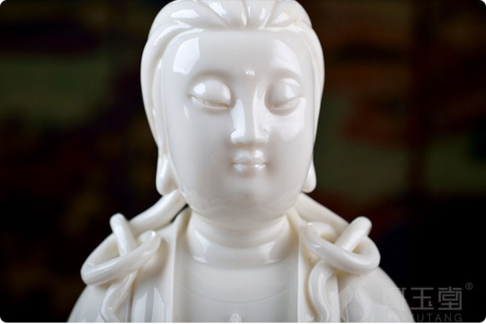 Yutang dai ceramic gifts furnishing articles China Bai Linlu young master collection/12 inches SongZi guanyin D01-007