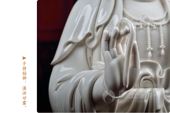 Yutang dai dehua white porcelain guanyin Buddha to occupy the home furnishing articles 28 inch lotus avalokitesvara like