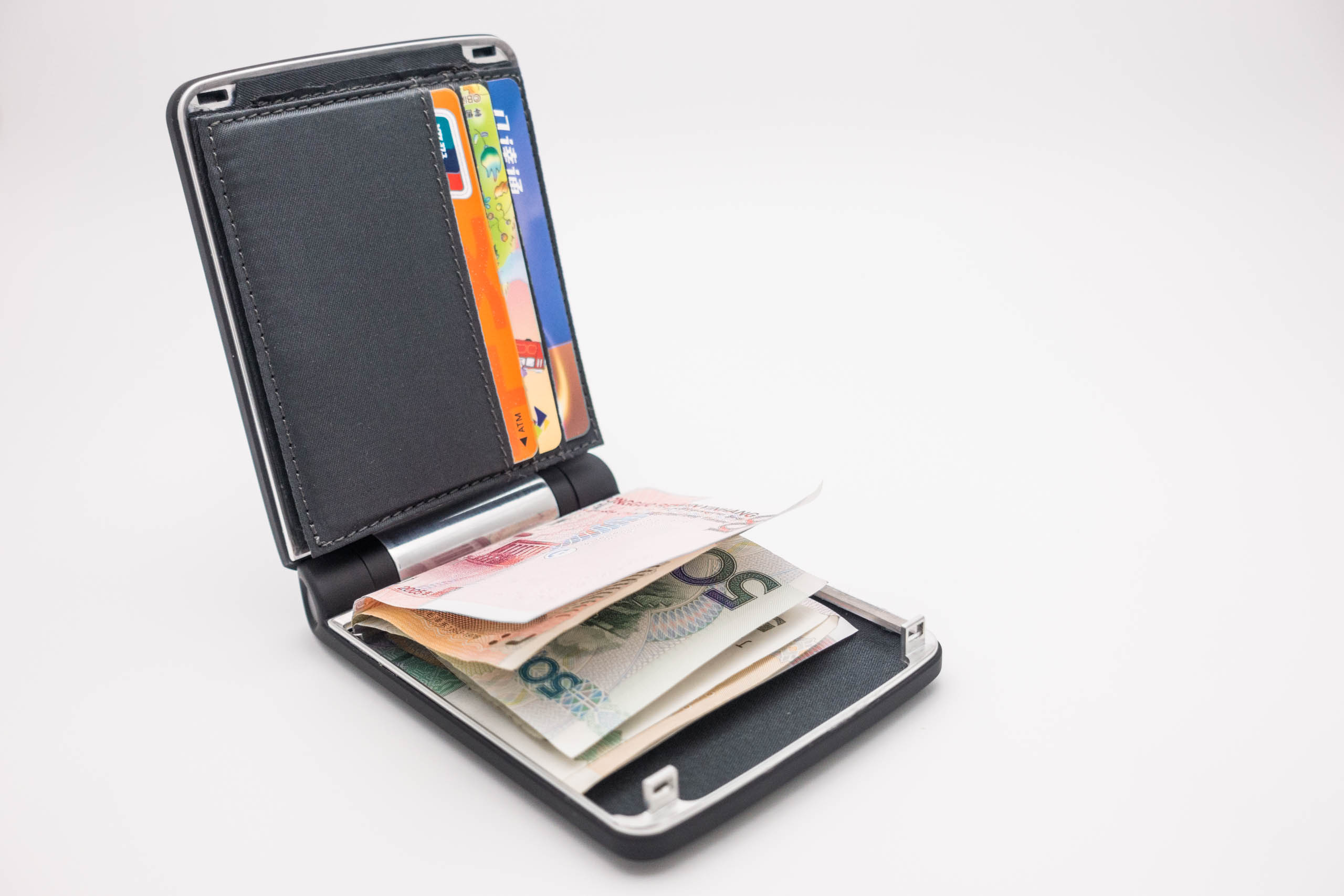 Портмоне на резинке. Мужской кошелек из натуральной кожи. Wallet more. Wallet more. Мужской держатель портмоне.