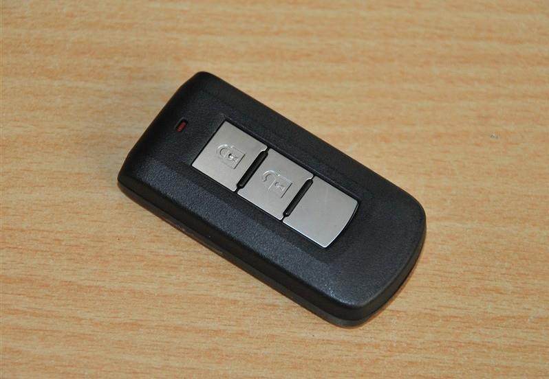 Suitable for Mitsubishi Xinyi Song ASX Jinxuan Outlander EX Jinjie Wing God Lan Se Pajero Silicone Key Set