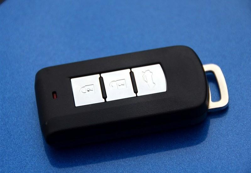 Suitable for Mitsubishi Xinyi Song ASX Jinxuan Outlander EX Jinjie Wing God Lan Se Pajero Silicone Key Set