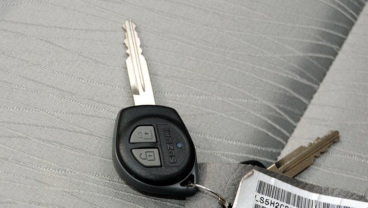 Suitable for Tianyu Sx4, Pixi, New Swift, Jimny, New Alto, Antelope, Qiyue, Suzuki Silicone Key Case Cover