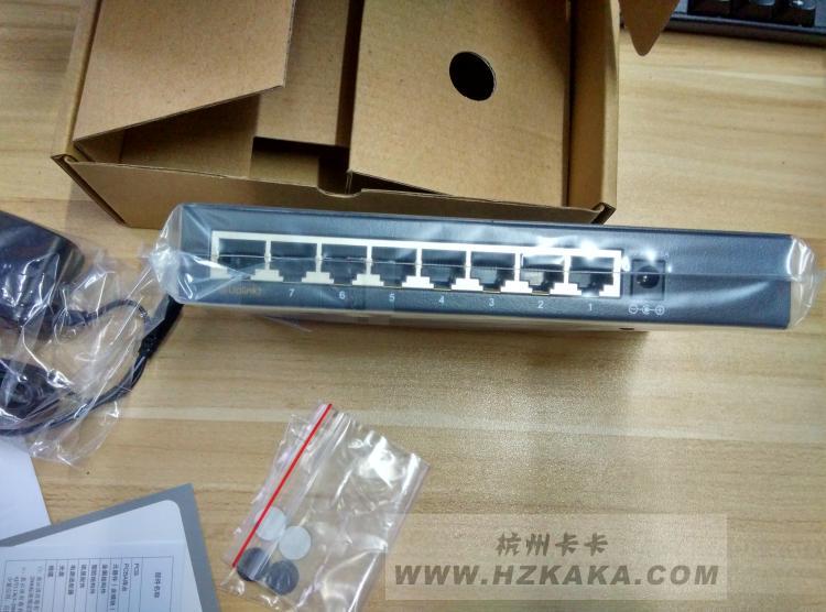 TP-LINK TL-SF1008VE 8-PORT 100M VLAN SWITCH New
