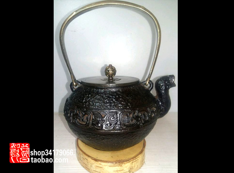 (Old Objects Decoration Craft Gift Hem) Japan's modern imitation foundry Kyoto tortoise and the gluttonous wrought iron jug