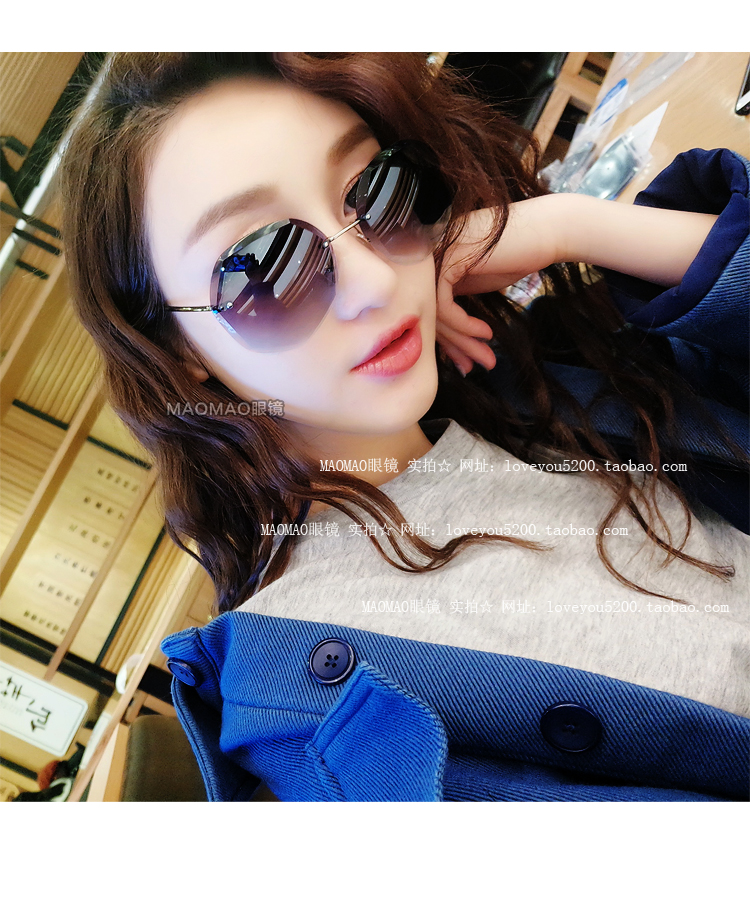 2017 new bãi biển sunglasses nữ triều tròn mặt ngôi sao với đoạn net red sunglasses thanh lịch triều kính thời trang dài mặt