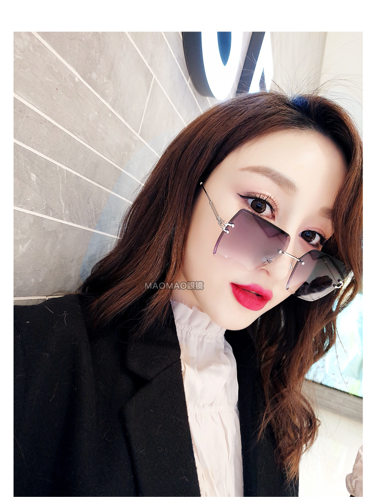 Phiên bản Hàn Quốc của kính râm hộp vuông nhỏ phổ biến nữ mặt tròn retro hipster kính râm không khung 2018 hè mới kính gm southside