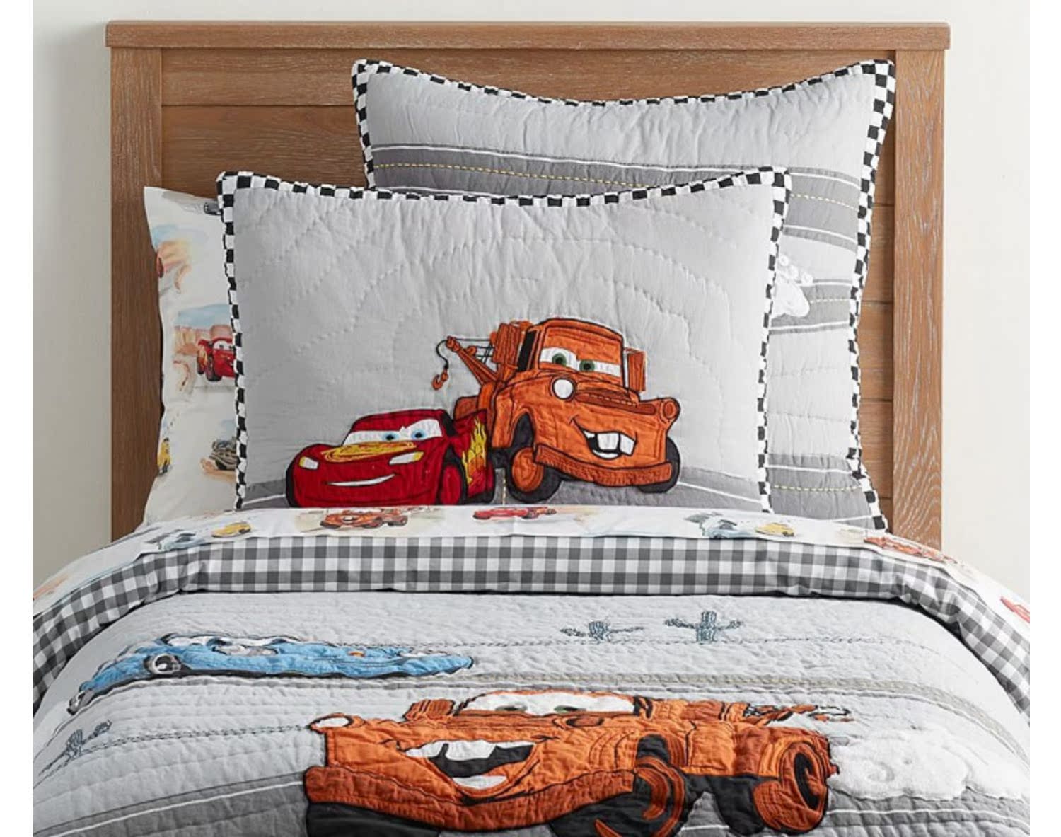 Red Lightning Patch Thêu Handmade quilted Bed Cover Điều hòa không khí mùa xuân và mùa thu được bảo hiểm bởi trẻ em Được bảo hiểm bởi trẻ em mềm mại - Trải giường ga trải giường 1m2