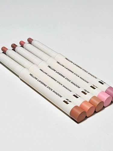 Новый продукт | Корейский Holika Eyde Shadow Pen The Eyde Shade Stick Pearl Light Muslies Mellow Learing