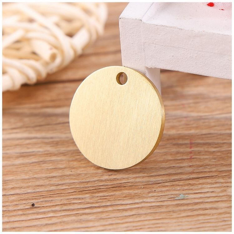 Brass Metal Pendant Round Badge Id Tag Graduation Couple Gift Can Be Engraved with Text and Numbers Simple Pendant Brass Metal Pendant Round Badge Id Tag Graduation Couple Gift Can Be Engraved with Text and Numbers Simple Pendant