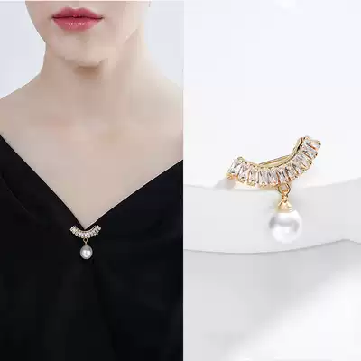 South Korea 2021 new anti-gloss brooch buckle female Net red high-end niche pearl pin fixed clothes tide
