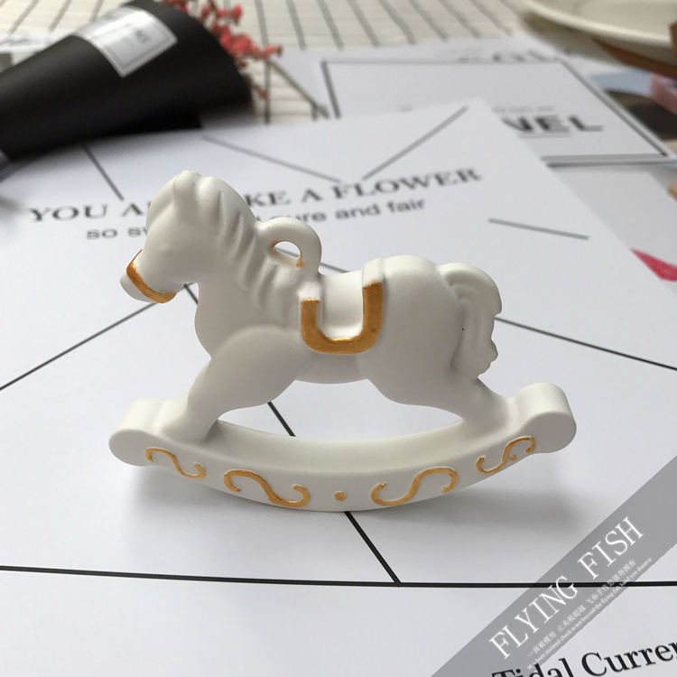 经典木马 固体香薰石膏DIY硅胶模具 时尚车挂手工自制 手工材料