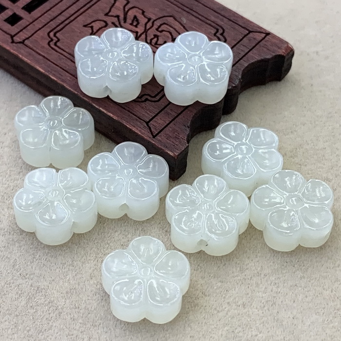 Qiaoyi Jewelry No. 62 natural Hetian white jade peach blossom back Cloud DIY jewelry accessories earring pendant pendant