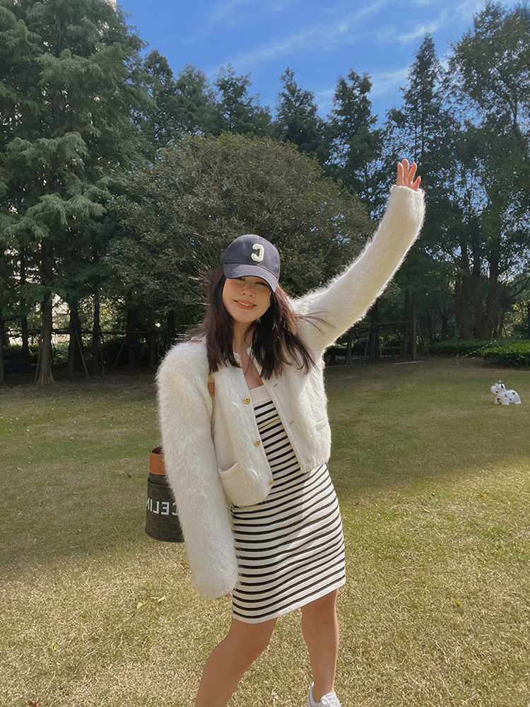 Deessesicile French celebrity style alpaca white plush high-quality sense of fragrance short coat women