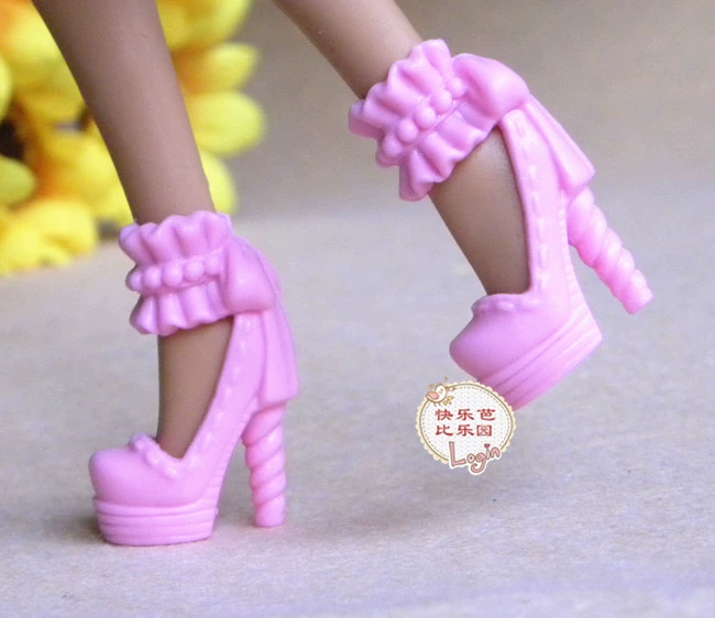 Ưu đãi đặc biệt Váy búp bê 30cm 6 điểm phụ kiện bé gái đồ chơi giày cao gót thông thường do choi bup be