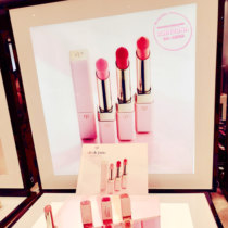 Japan counter 2020 spring new CPB skin key Cherry blossom powder tube color change moisturizing lip balm lipstick