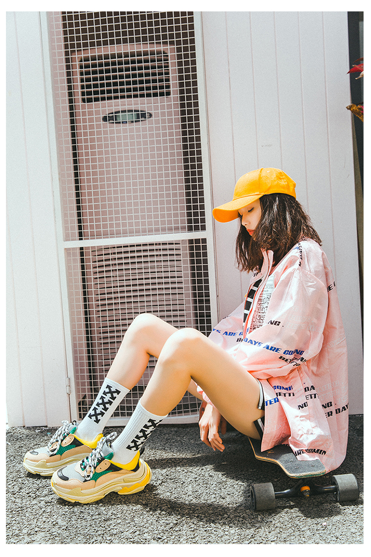 Ins vớ thủy triều nam và nữ mạng đường phố đỏ OW đại học ván trượt gió Harajuku hip hop đường phố thể thao bóng rổ vớ nhảy đường phố tất thể thao dài