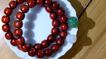 Collection grade Venus small leaf red sandalwood glass bottom chicken red high oil high density old beads single Circle Bracelet