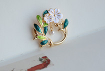 {Flower Fairy} Foreign Orders Gui Brand Handmade Enamel Flower Fairy Antique Pearl Garland Brooch