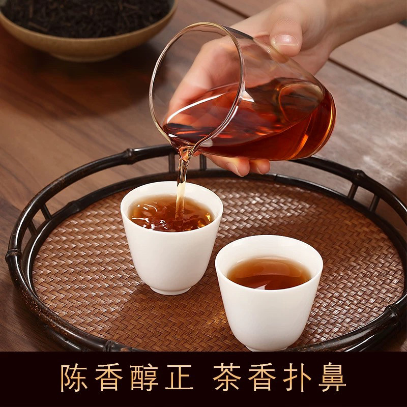 凤泰祥六堡茶工厂店的LOGO