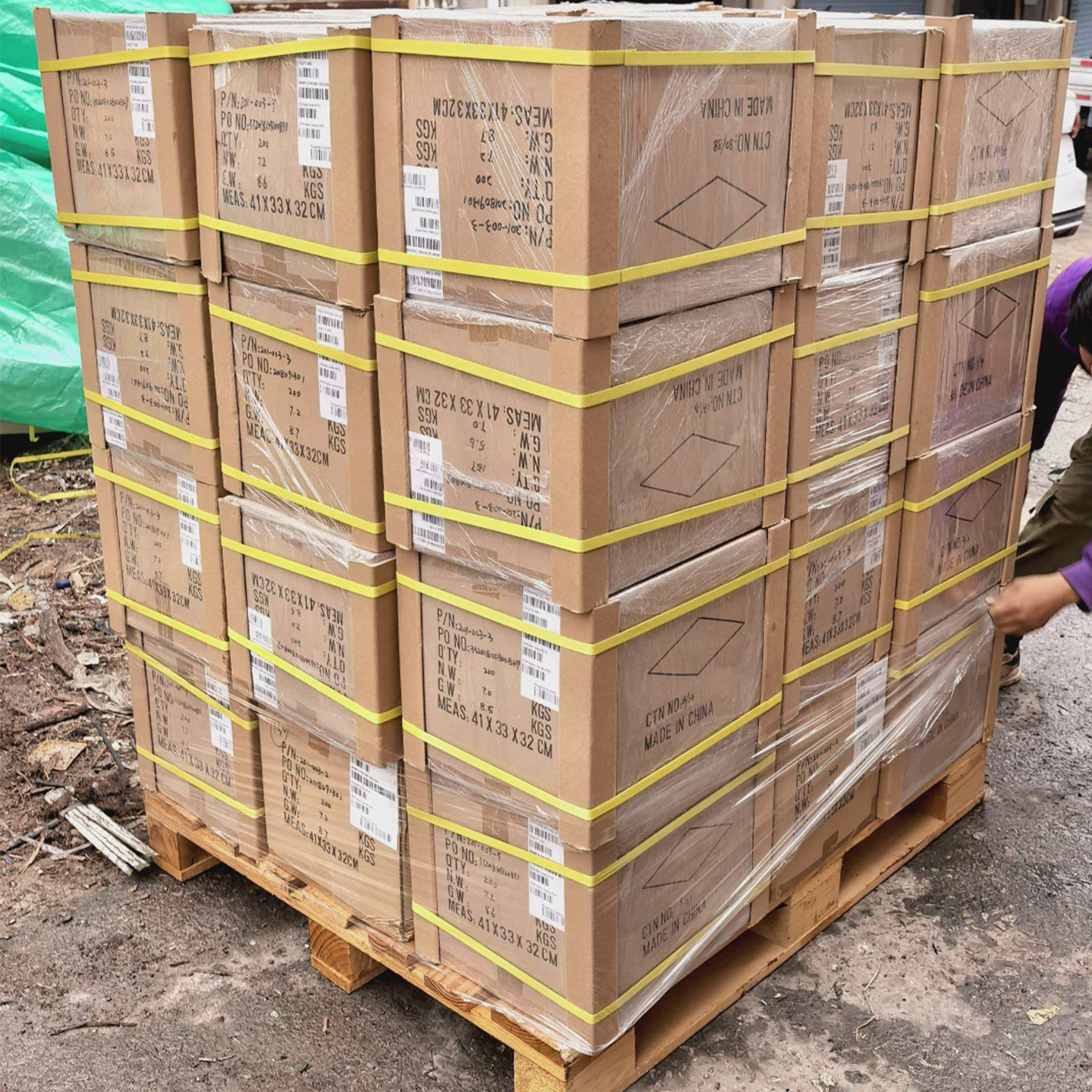 RED原厂双Type-C全功能数据线 PD 100W快充20Gbps高速 USB 3.2 Gen2 支持8K 60Hz/4K 144Hz E-marker 同轴线CC线USB C TO USB C CABLE-3Cgeek,只卖正品 收售工厂呆滞库存尾单 RED原厂双Type-C全功能数据线 PD 100W快充20Gbps高速 USB 3.2 Gen2 支持8K 60Hz/4K 144Hz E-marker 同轴线CC线USB C TO USB C CABLE