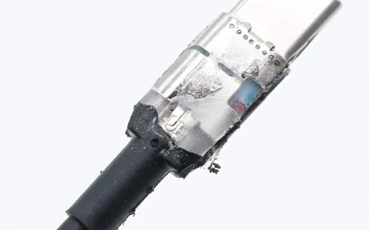 深度拆解 小米100W USB-C快充数据线PD3.0 480M 双type c 充电线 E-Marker 晶片 通用酷态科 10/15/20号充电宝 Mi USB C TO USB C CABLE 3.3FT-3Cgeek,只卖正品 收售工厂呆滞库存尾单 深度拆解 小米100W USB-C快充数据线PD3.0 480M 双type c 充电线 E-Marker 晶片 通用酷态科 10/15/20号充电宝 Mi USB C TO USB C CABLE 3.3FT