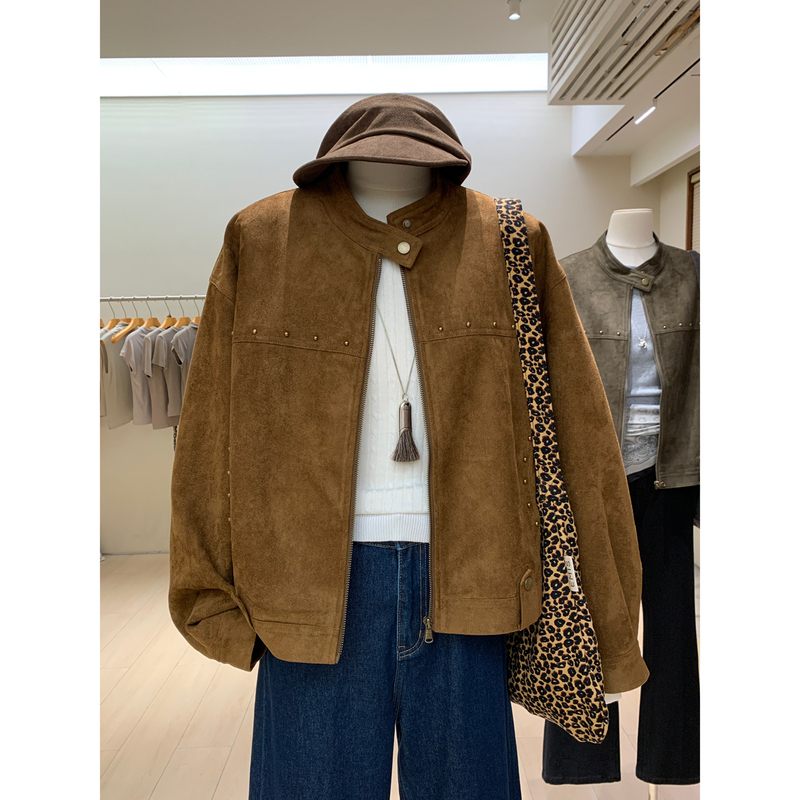 Cool and Stylish Retro Studded Suede Stand-Collar Jacket, Early Autumn New Fashion Loose-Fitting Slimming Short Biker Jacket