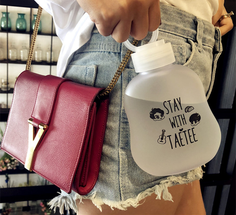 Phiên bản tiếng Hàn của mạng lưới sáng tạo cốc nhựa đỏ nam và nữ cốc nước sinh viên xách tay cá tính xách tay người yêu ly 4gtVfLN4Im - Tách lock and lock bình giữ nhiệt