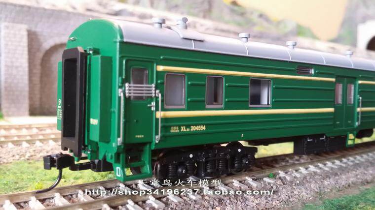 Модель поезда 百万城火车模型 xl22行李客车 绿皮行李车 Bachmann
