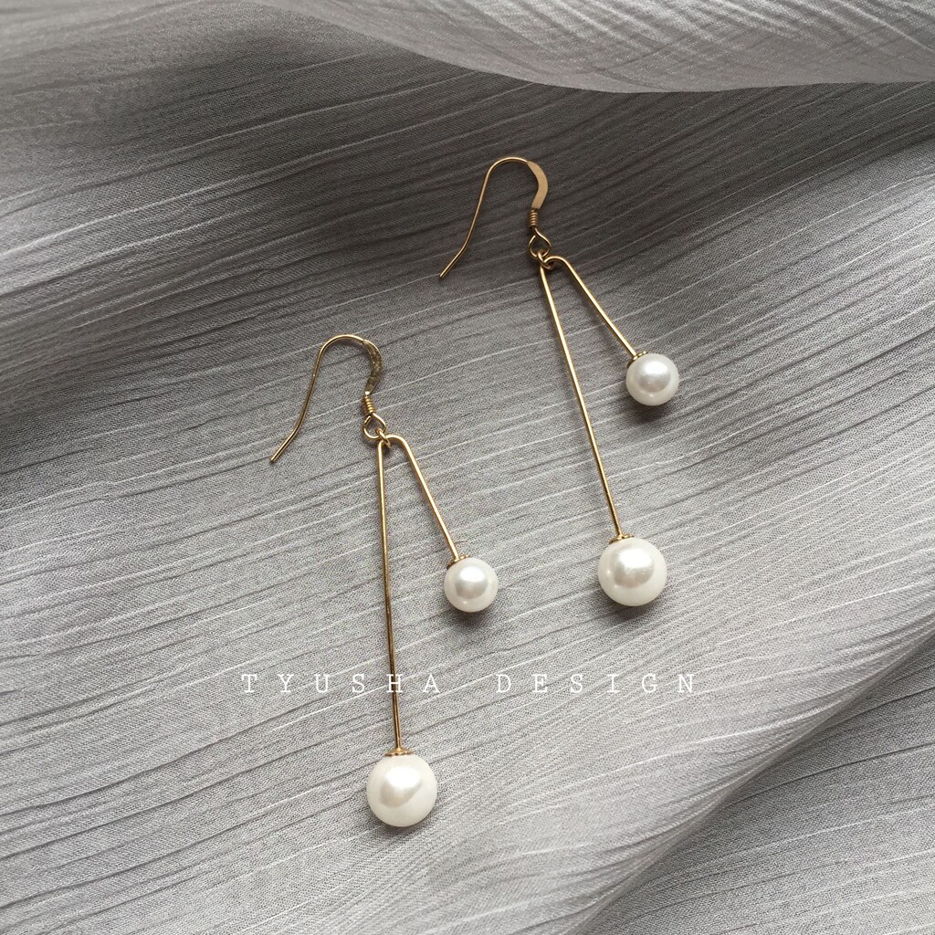 TYUSHA DESIGN NATURAL Sichuan MOTHER OF PEARL 14K GOLD PLATED ASYMMETRICAL earrings EAR hook EARRINGS Non-FADING hypoallergenic