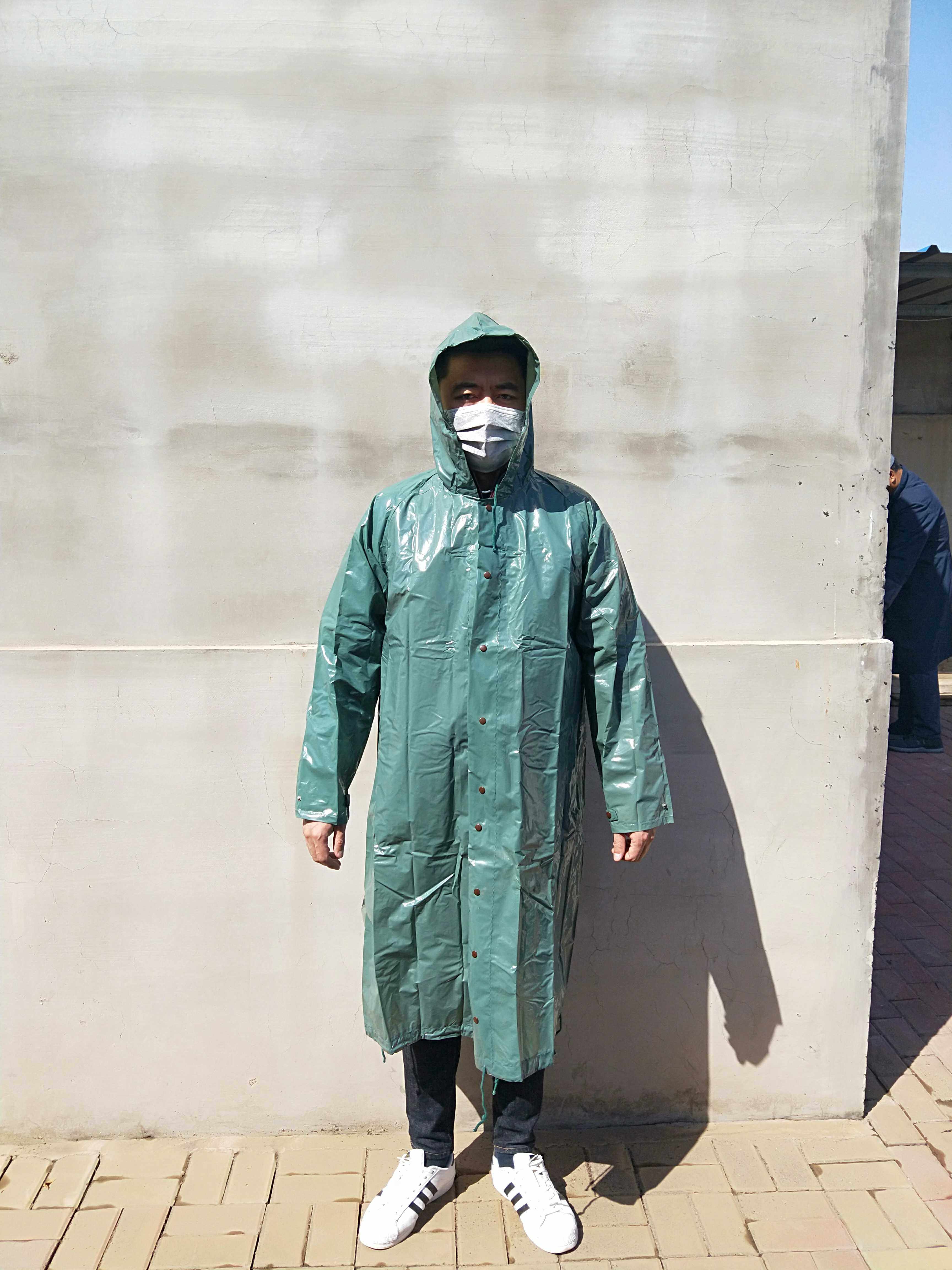 81 - B anti - virus cloak with sleeves anti - virus clothes army green raincloth
