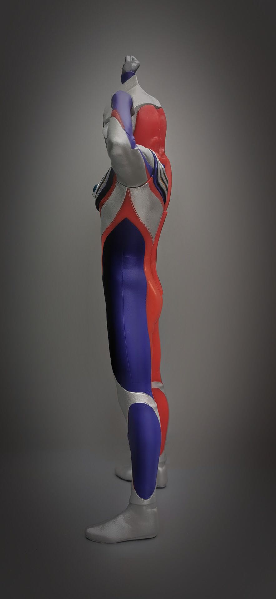 Xplus x-plus SHF superhuman barking pose in a shining shape