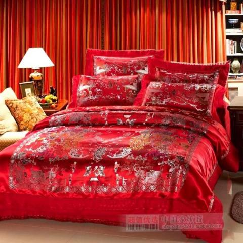 Bộ đồ giường cưới, rồng và phượng, hình bốn bộ lớn bằng vải lụa satin màu đỏ bao gồm chăn gia đình chăn ga gối đệm khách sạn