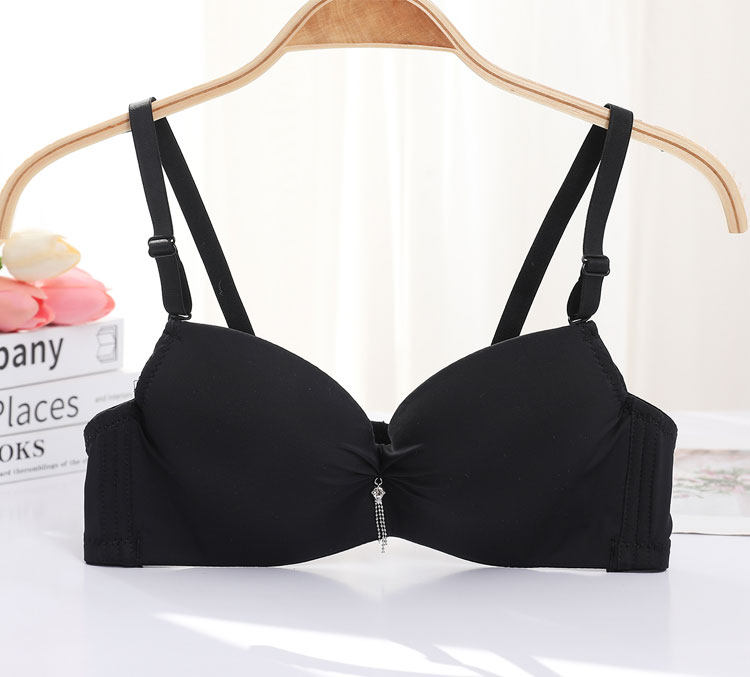 New glossy seamless small breast push-up bra with thin top and thick ...